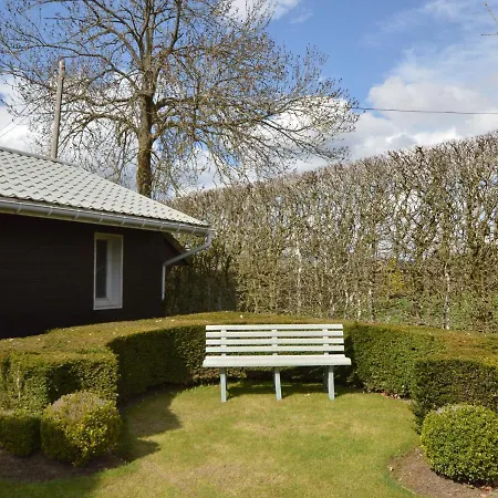Elegant In With Private Garden Chalé *