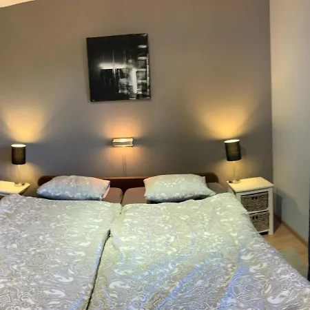 Elegant In With Private Garden Domek alpejski *