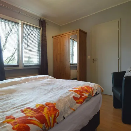 Domek alpejski Cozy With Pond,