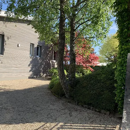 Cozy With Pond, Chalé *